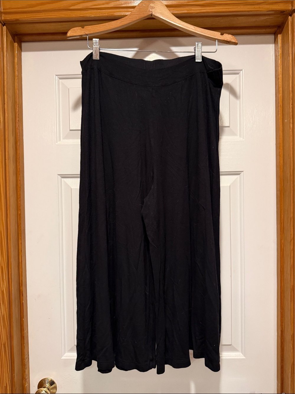 Classic Black Wide-Leg Pull-On Pants for Women